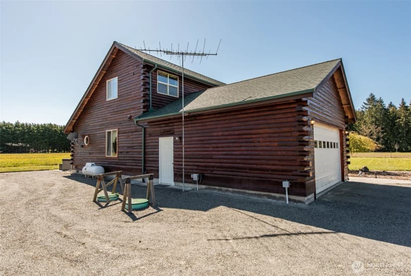 Property photo for 1688 Finn Hall Road, Port Angeles photo 32