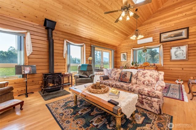 Property photo for 1688 Finn Hall Road, Port Angeles photo 5