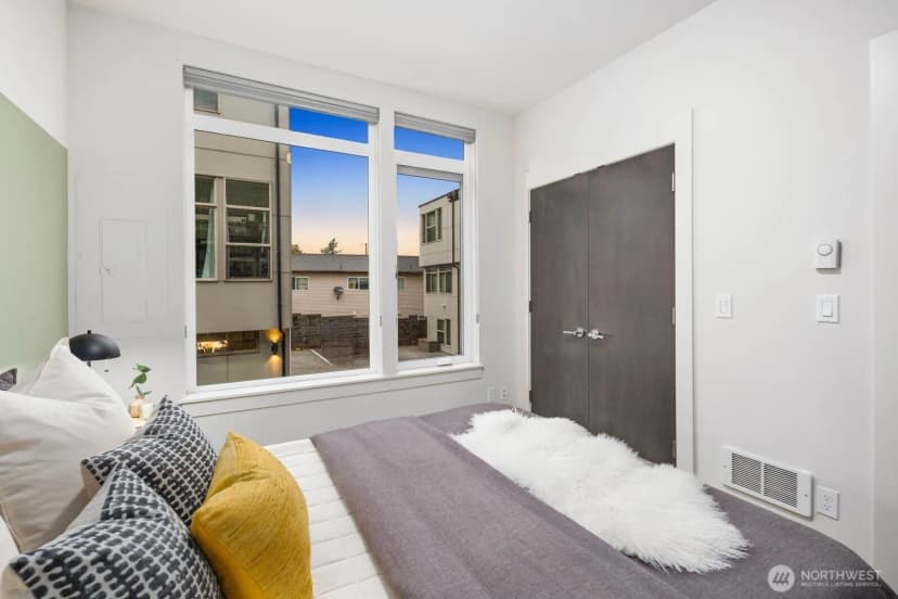 Property photo for 3912 Sw Brandon Street, Seattle photo 16