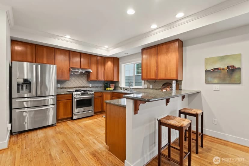 Property photo for 121 21st Avenue E #c, Seattle photo 13