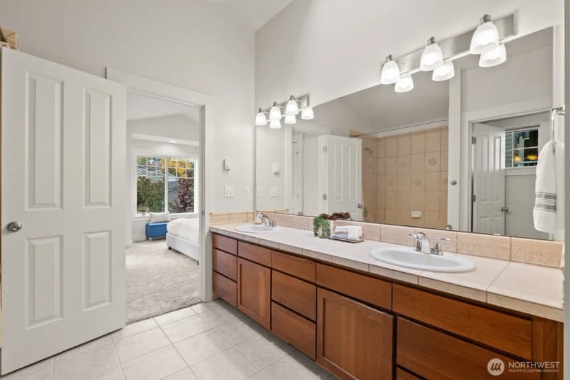 Property photo for 121 21st Avenue E #c, Seattle photo 25