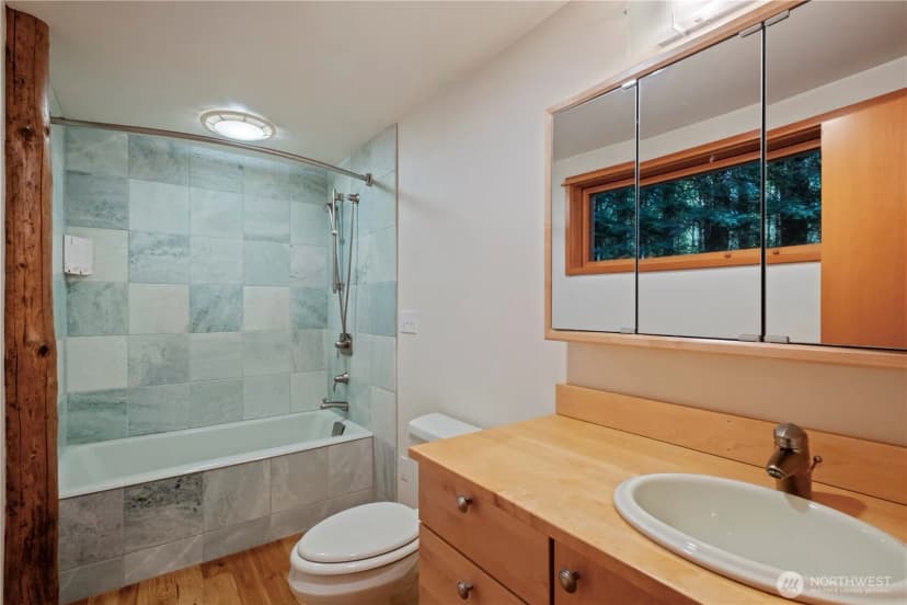 Property photo for 17040 Agate Street Ne, Bainbridge Island photo 35