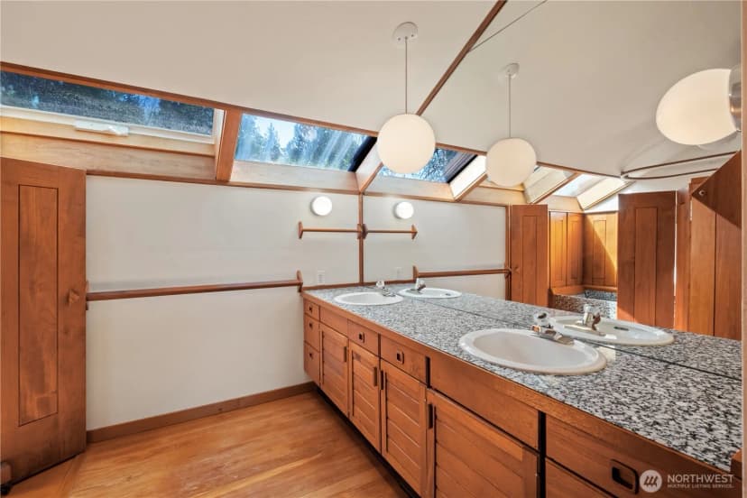 Property photo for 17040 Agate Street Ne, Bainbridge Island photo 24
