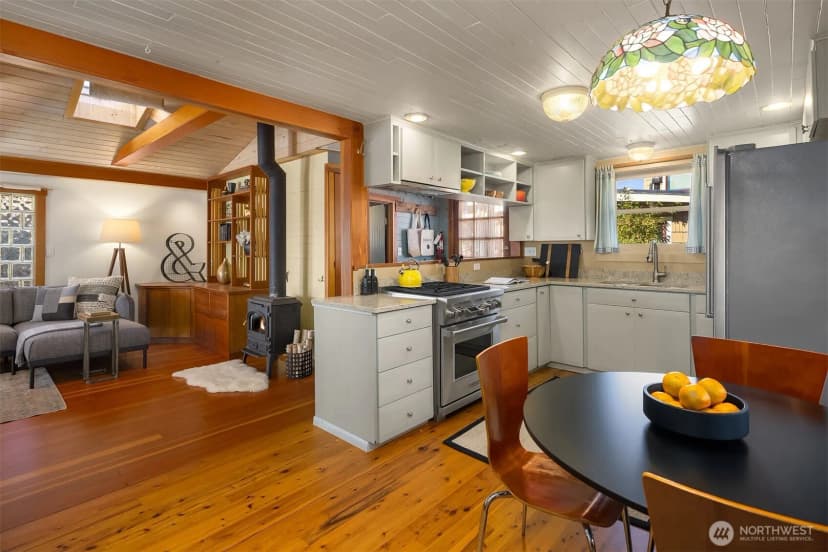 Property photo for 2321 Fairview Avenue E #4, Seattle photo 5