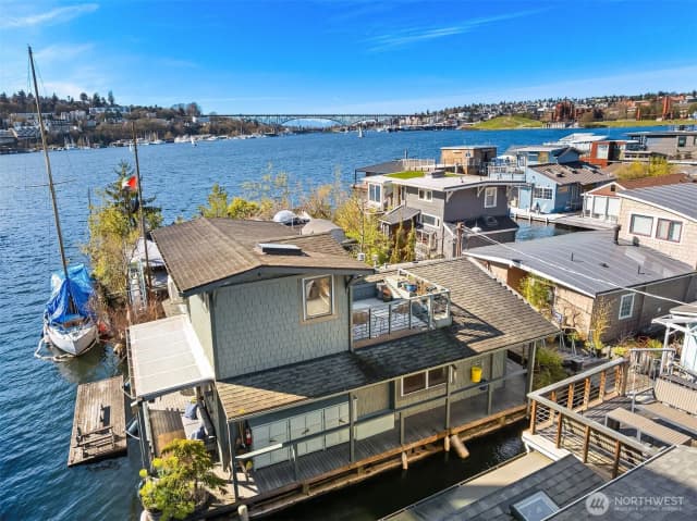 Property photo for 2321 Fairview Avenue E #4, Seattle
