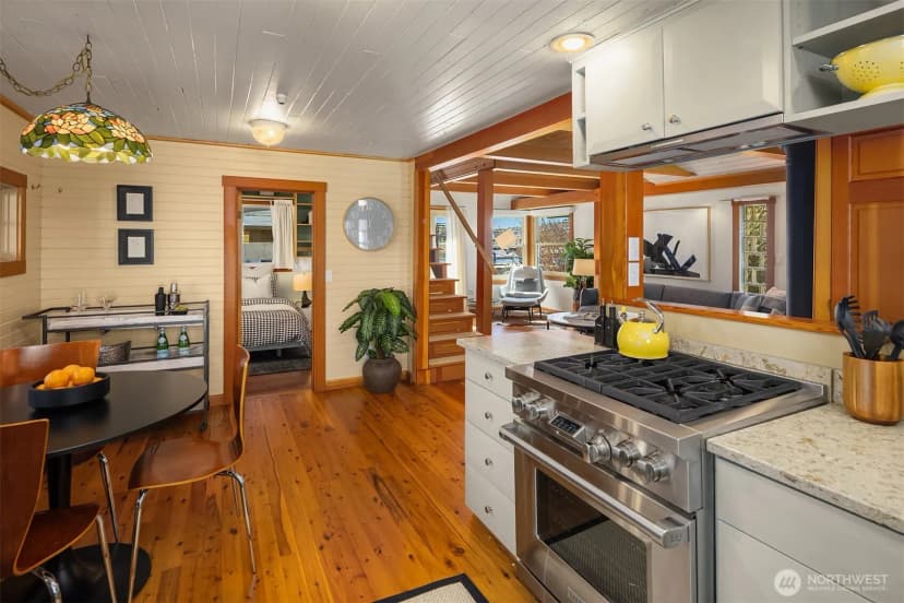 Property photo for 2321 Fairview Avenue E #4, Seattle photo 12