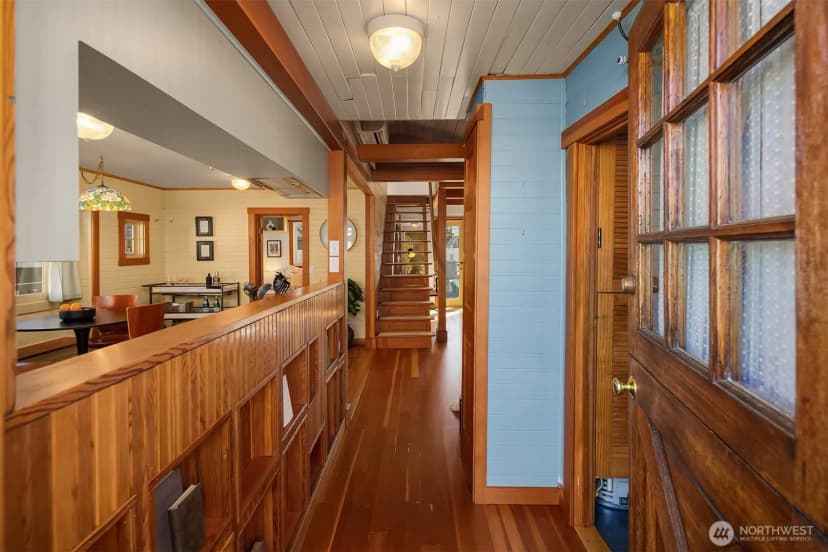 Property photo for 2321 Fairview Avenue E #4, Seattle photo 6