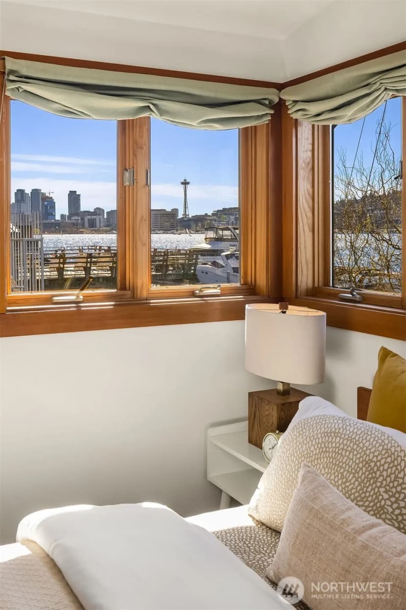 Property photo for 2321 Fairview Avenue E #4, Seattle photo 24