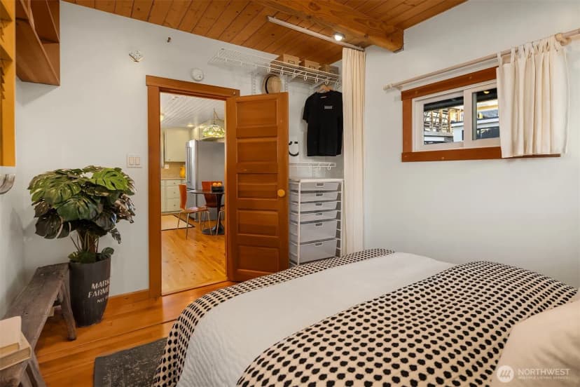 Property photo for 2321 Fairview Avenue E #4, Seattle photo 14