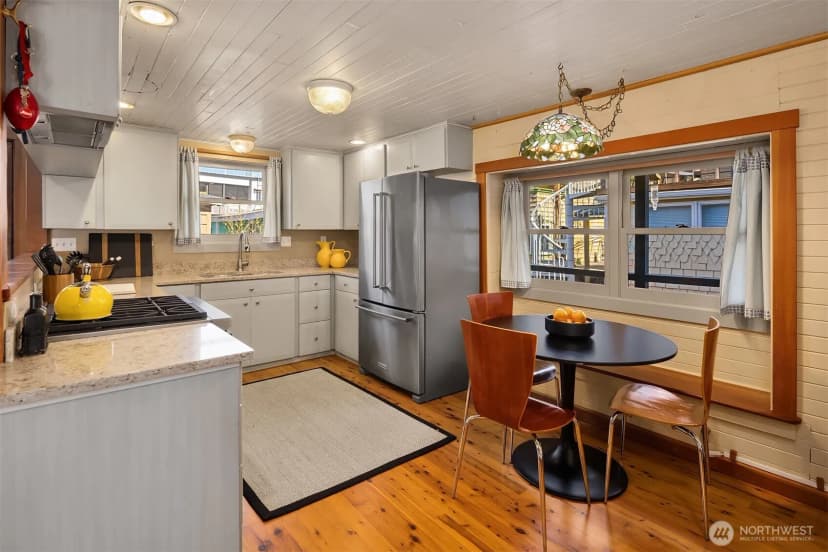Property photo for 2321 Fairview Avenue E #4, Seattle photo 8