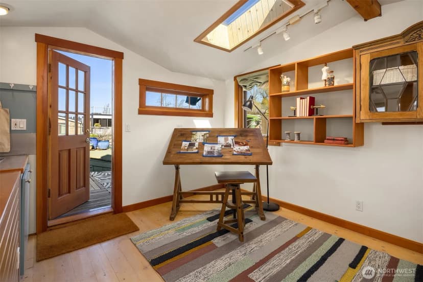Property photo for 2321 Fairview Avenue E #4, Seattle photo 26
