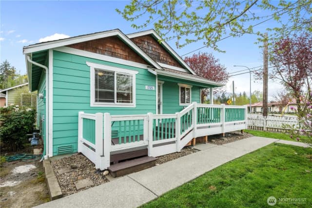 Property photo for 1705 Wildflower Way, Sedro Woolley photo 2