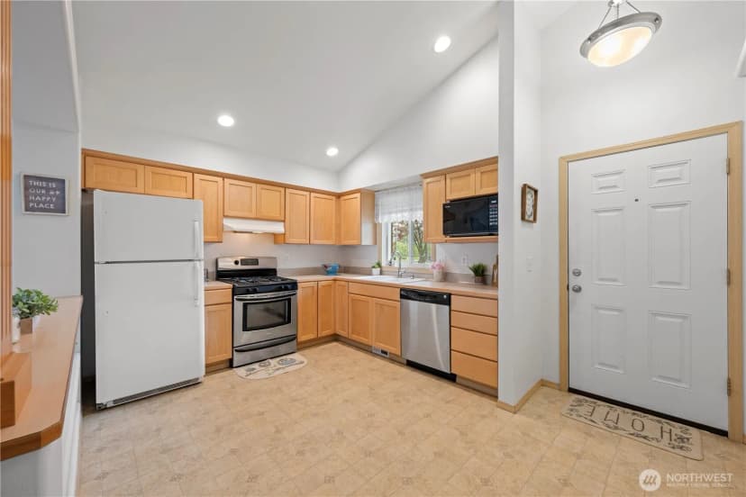 Property photo for 1705 Wildflower Way, Sedro Woolley photo 8