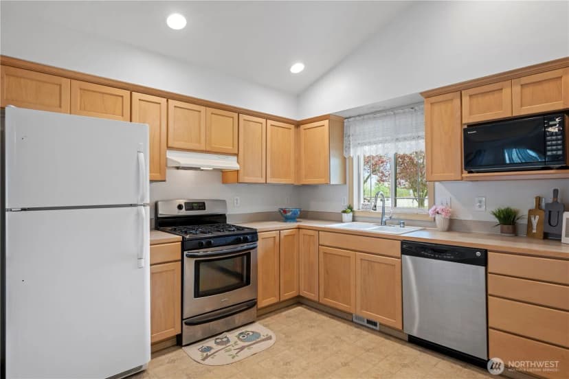 Property photo for 1705 Wildflower Way, Sedro Woolley photo 11