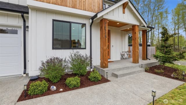 Property photo for 26518 127th Avenue Se, Kent photo 5
