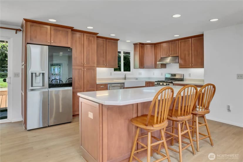 Property photo for 21306 109th Avenue Se, Kent photo 14