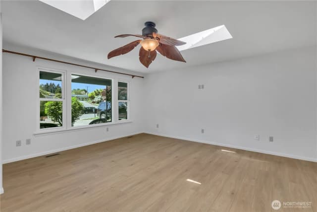 Property photo for 21306 109th Avenue Se, Kent photo 5
