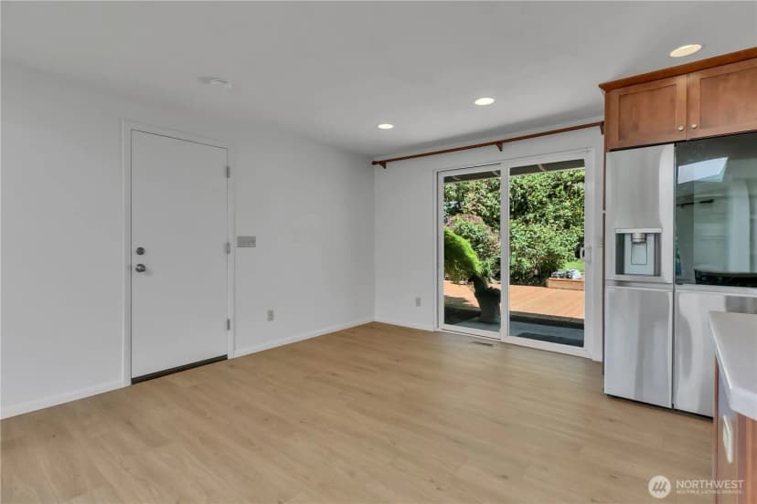 Property photo for 21306 109th Avenue Se, Kent photo 16