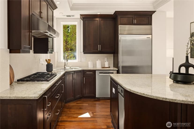 Property photo for 1185 Harvard Avenue E #1, Seattle photo 21