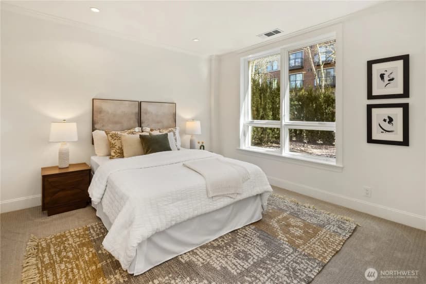 Property photo for 1185 Harvard Avenue E #1, Seattle photo 33