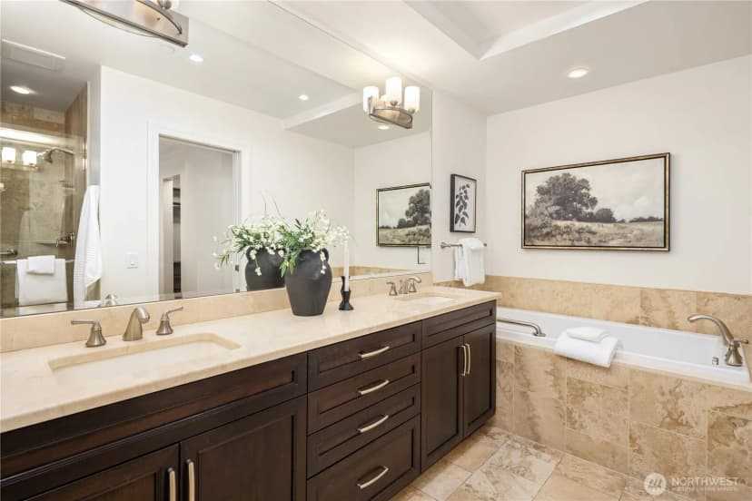 Property photo for 1185 Harvard Avenue E #1, Seattle photo 31