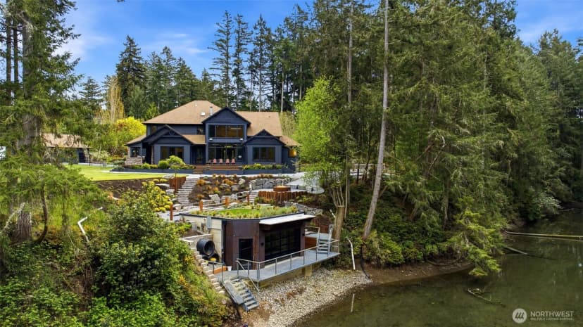 Property photo for 1136 14th Avenue, Fox Island