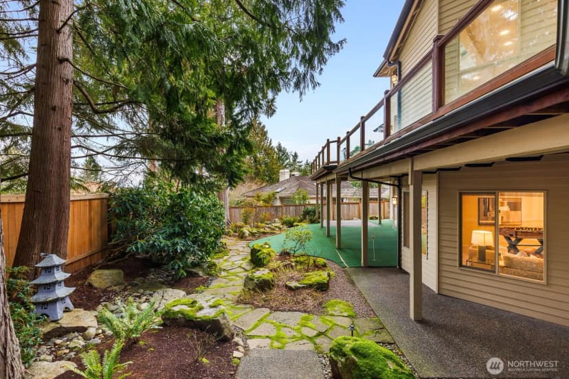 Property photo for 18206 Nw Montreux Drive, Issaquah photo 25