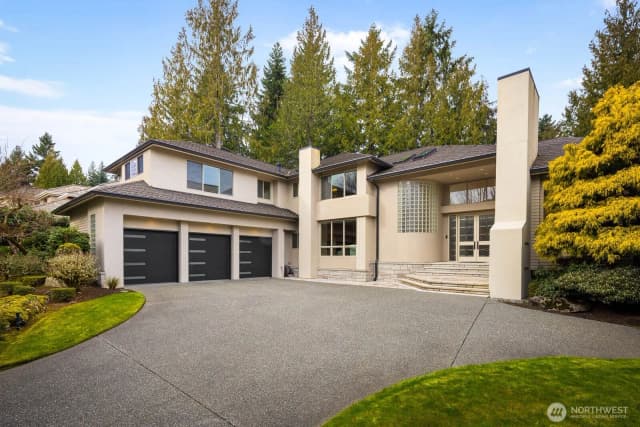 Property photo for 18206 Nw Montreux Drive, Issaquah photo 2