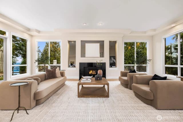 Property photo for 18206 Nw Montreux Drive, Issaquah photo 4