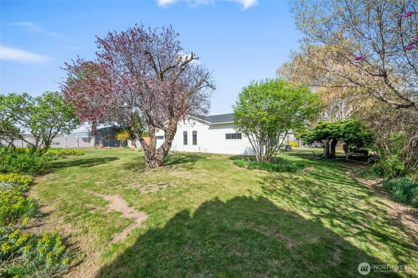 Property photo for 20272 Rd 11 Nw, Quincy photo 6