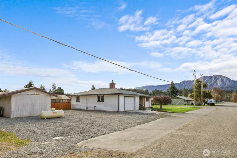 Property photo for 309 7th Street, South Cle Elum photo 32