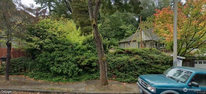 Property photo for 11744 35th Avenue Ne, Seattle photo 6