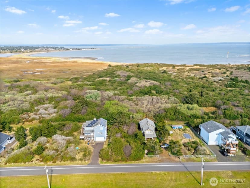Property photo for 1268 E Ocean Shores Boulevard Sw, Ocean Shores