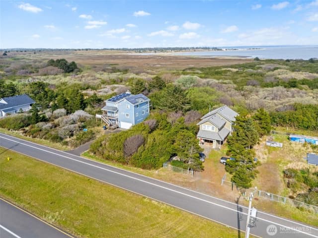 Property photo for 1268 E Ocean Shores Boulevard Sw, Ocean Shores photo 2