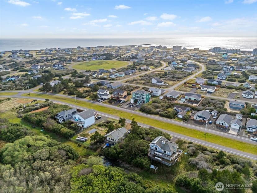 Property photo for 1268 E Ocean Shores Boulevard Sw, Ocean Shores photo 7