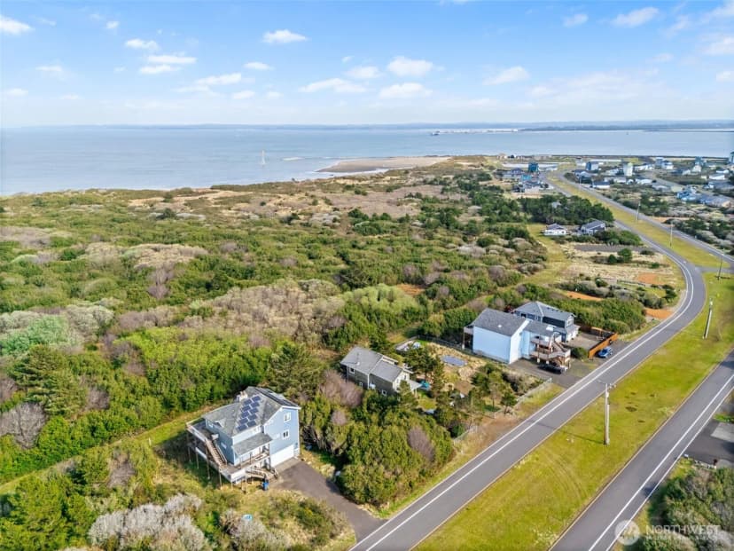 Property photo for 1268 E Ocean Shores Boulevard Sw, Ocean Shores photo 5