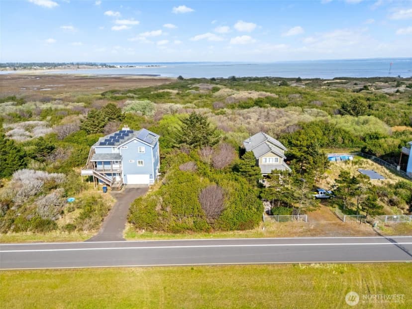 Property photo for 1268 E Ocean Shores Boulevard Sw, Ocean Shores photo 3