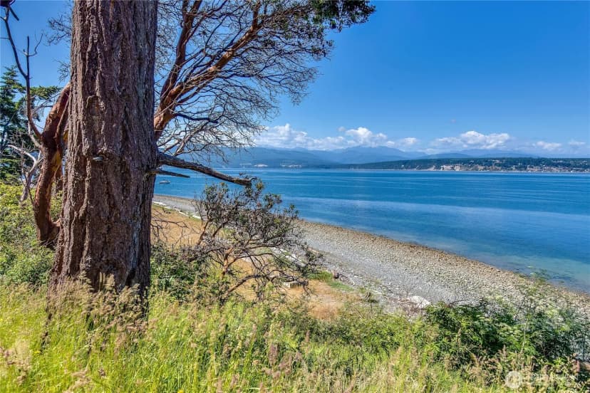 Property photo for 80 Vancouver Drive, Port Townsend photo 40