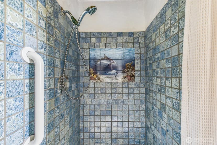 Property photo for 80 Vancouver Drive, Port Townsend photo 15