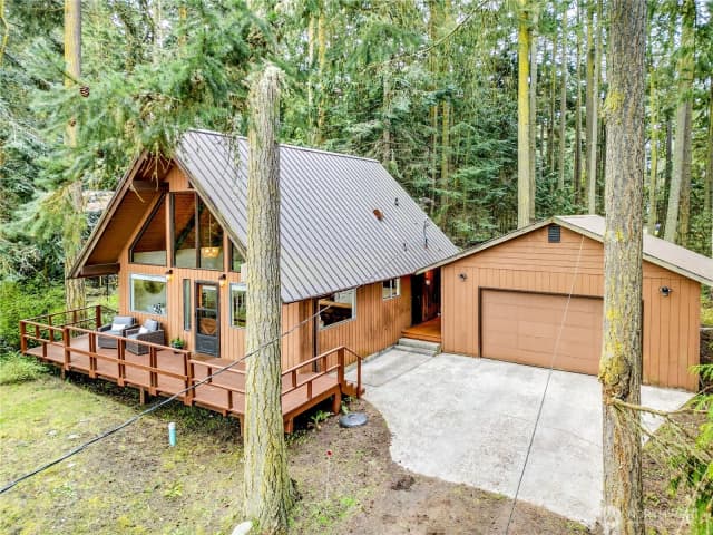 Property photo for 80 Vancouver Drive, Port Townsend photo 3