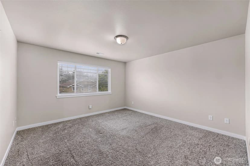 Property photo for 336 Tremont Avenue, Bellingham photo 21