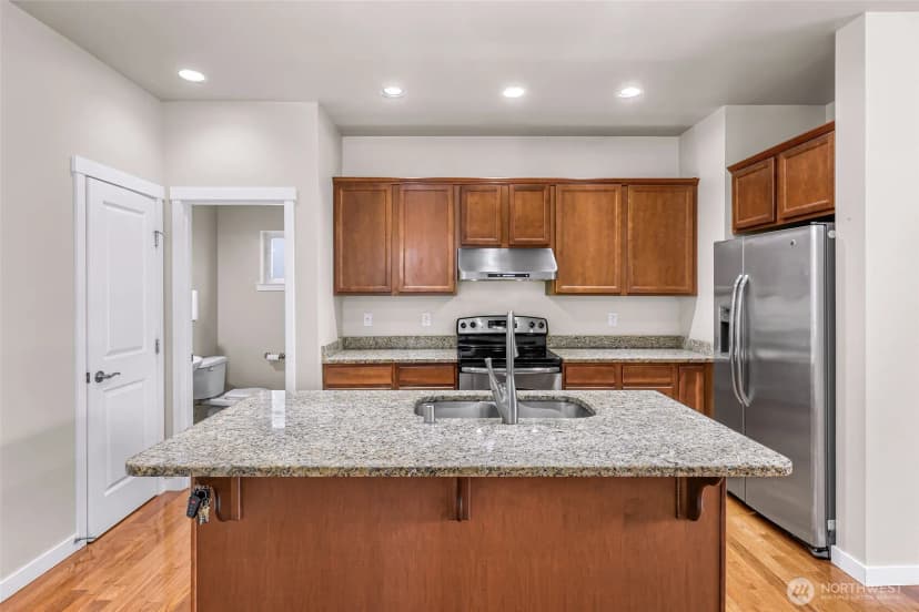 Property photo for 336 Tremont Avenue, Bellingham photo 12