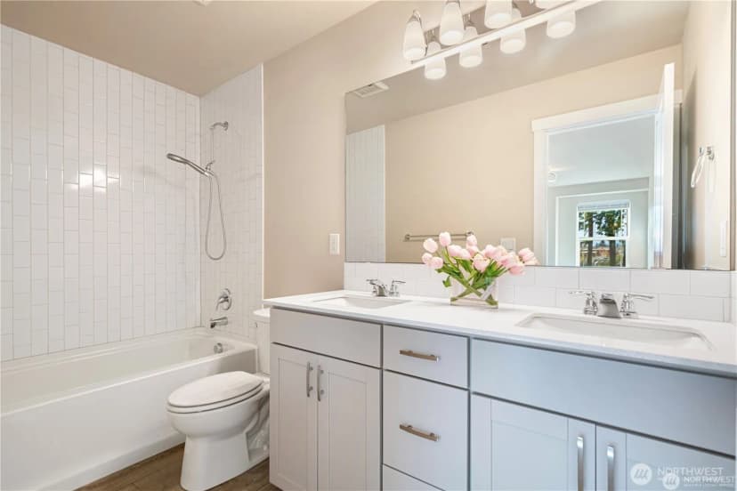 Property photo for 23827 Se 115th Place Se, Kent photo 10
