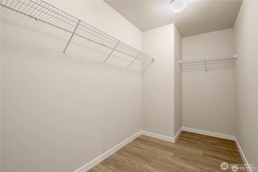 Property photo for 23827 Se 115th Place Se, Kent photo 14