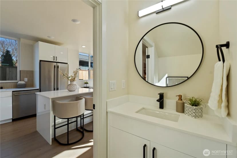 Property photo for 10332 14th Avenue Nw, Seattle photo 9