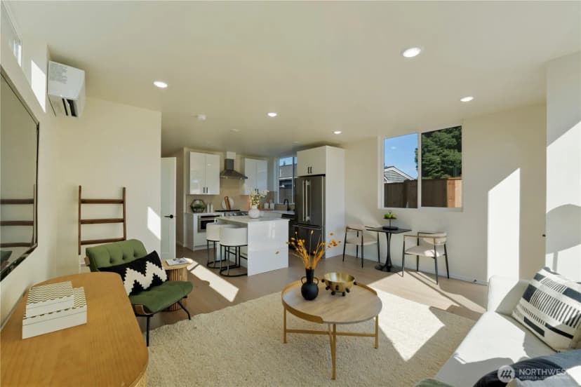 Property photo for 10332 14th Avenue Nw, Seattle photo 8