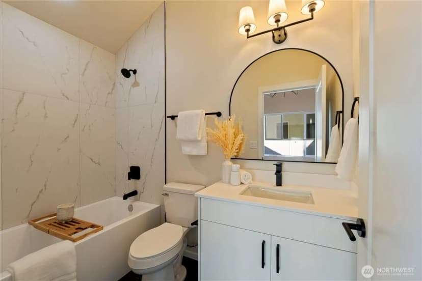 Property photo for 10332 14th Avenue Nw, Seattle photo 15