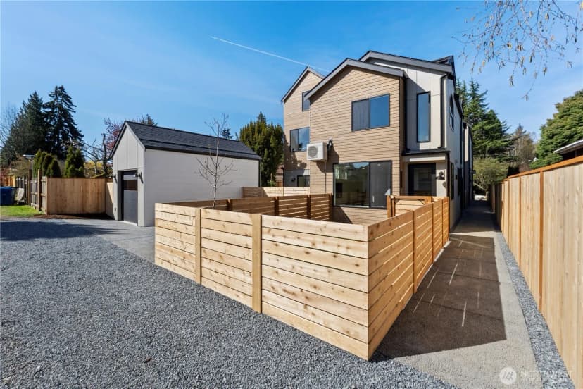 Property photo for 10332 14th Avenue Nw, Seattle