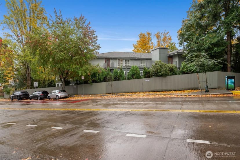Property photo for 2419 E Madison Street #2461, Seattle photo 24