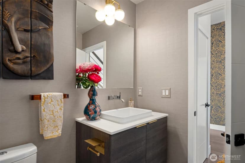 Property photo for 1115 30th Avenue S, Seattle photo 15